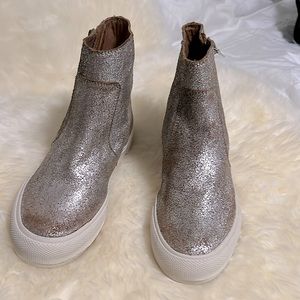 Frye Gia Lug Bootie Sneakers 7.5